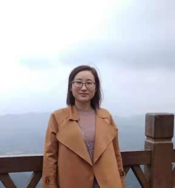 楊秦霞.jpg