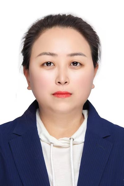 趙利梅照片：照相館